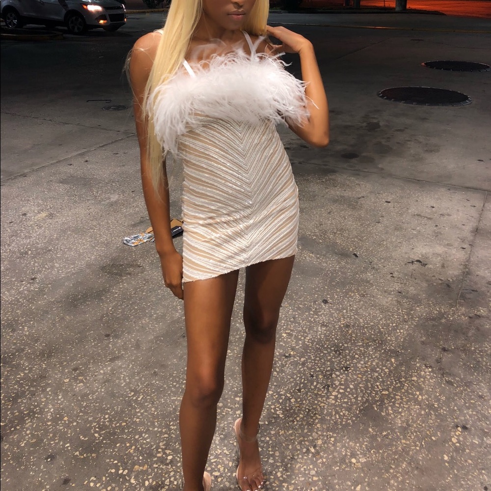 Custom Dress - Picture 3 of 6